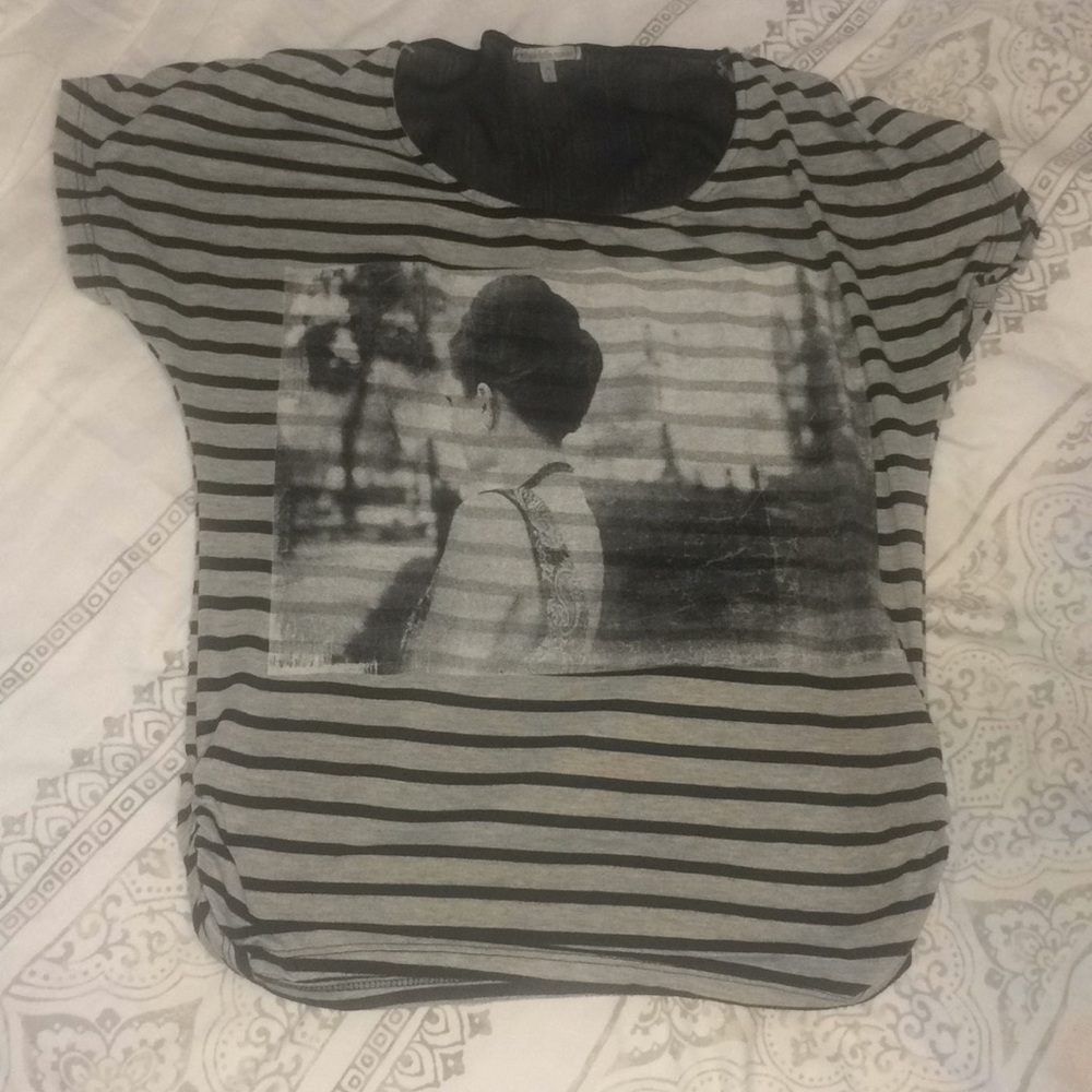 Super cute top m
